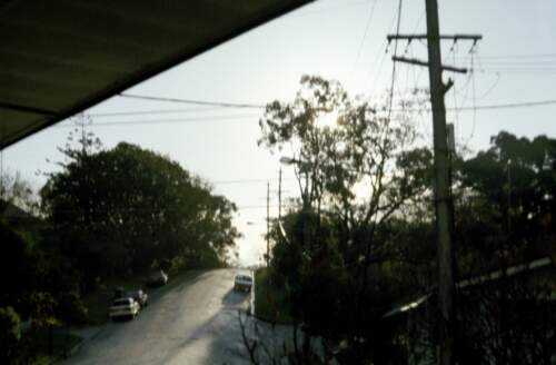 Klasicka Brisbaneska ulice - porad z kopecka-do kopecka