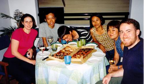 Party at James' Place: 1 metre pizza, James' flatmate, Takeshi, Ondra, Imelda, Yuki and James
