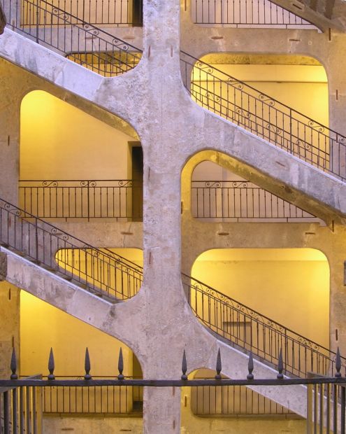 Cour des Voraces, Croix Rousse - neuvěřitelné kamenné schodiště