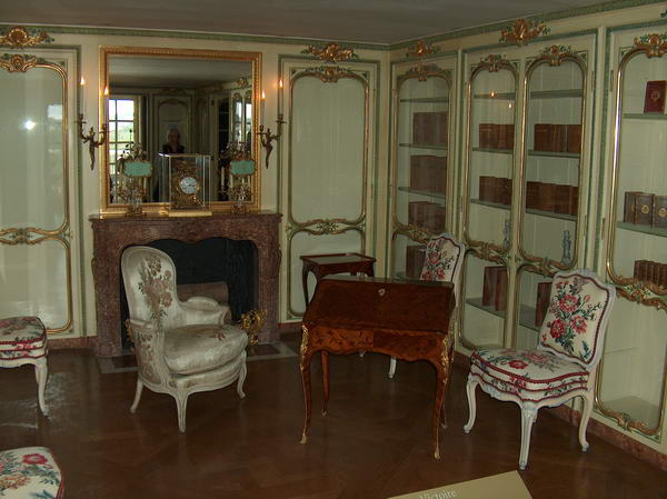 one of reading rooms with its small library