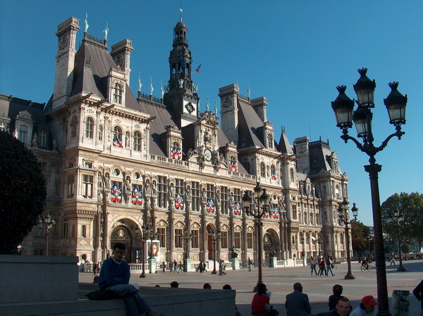 Hotel de Ville (Town Hall)
