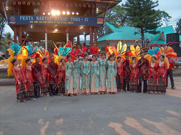 Po konci dlouhých řečí (odskočili jsme se zatím najíst) ještě závěrečné foto