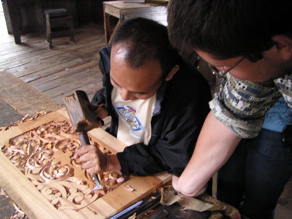 Dělají různé ozdobné rámy,...