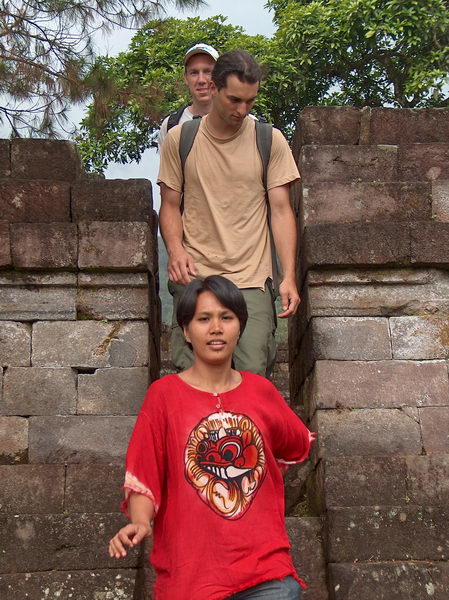 Prolézáme si ho tedy...