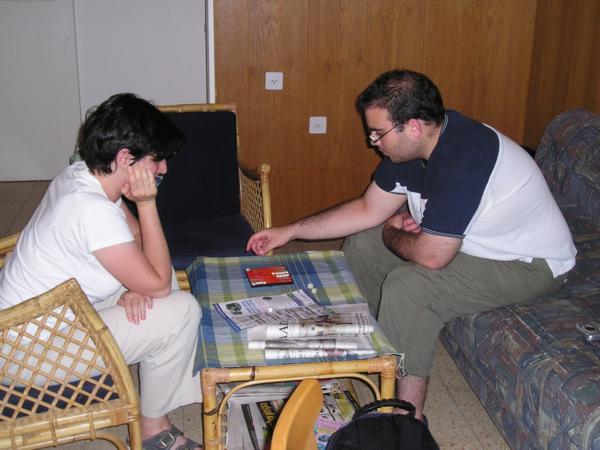 Šešbeš s Aviadem/Sheshbesh with Aviad (He won again, naturally)