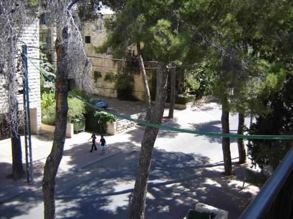 A na druhou stranu/A view from our balcony 2