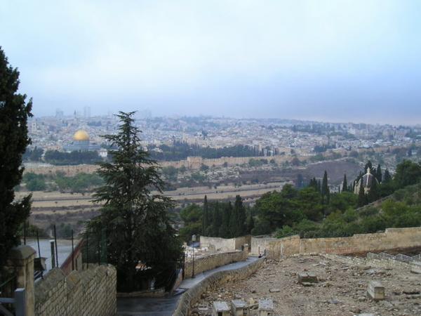 Olivetská hora s kostelem Domine Flavis/Mount of Olives with Domine Flavis church on the right