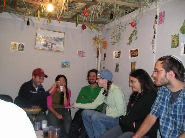 Zleva doprava/Left to right: Ari, Lori, Moshe, Tova, Shira a Aleš