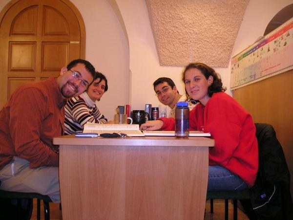 "Náš stůl" - já s Adivem a Sheri s Arim/ "Our table" Adiv and I, Sheri and Ari