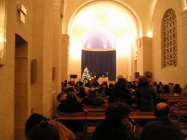 Kostel svatého Ondřeje./St. Andrew Church on Christmas Eve.
