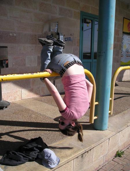 Tovah hlavou dolů/Tovah and her childhood dream