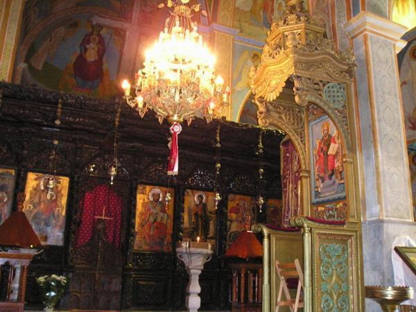 Řecko-ortodoxní kostel Sv. Gabriela - podle této církve došlo ke zvěstování tady, asi kilometr od Baziliky zvěstování./ Greek Orthodox St. Gabriel church. According to this christian denomination, the abbunciation took place here, aprox. a kilometr away from the Catholic basilica