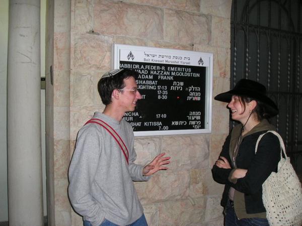 Joseph (a jeho skrytá maska uprchlého modela) a Jenny/ Joseph and Jenny