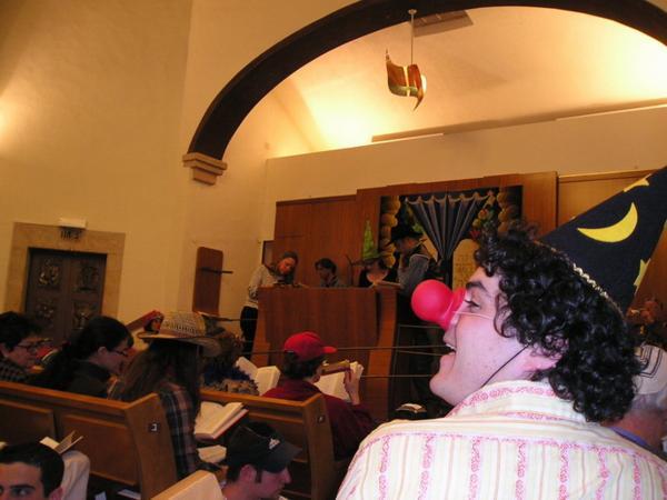 Noa při čtení/ Noa