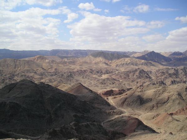 Sinajská poušť (pohled do Egypta)/Sinai desert (View of Egypt)