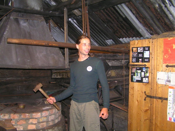 Ota jako mistr kovář