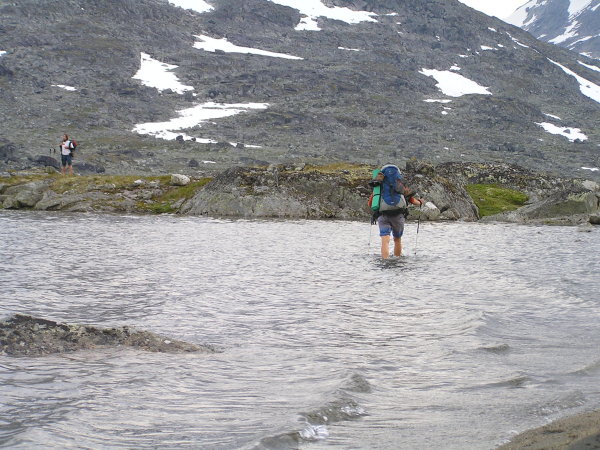 Vojta našel ideální místo na spaní :-)