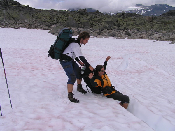 Vojta zachraňuje Otu z trhliny