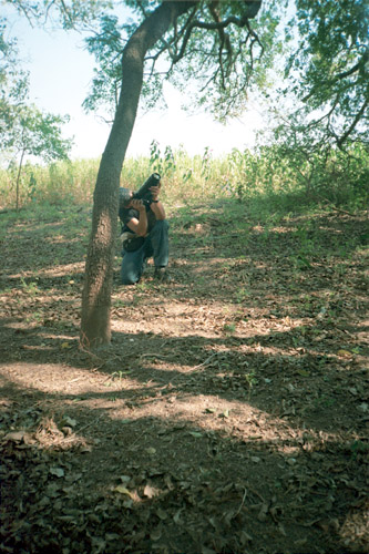 Tady jsem vyfotil Alfonse, jak fotí orchidej.