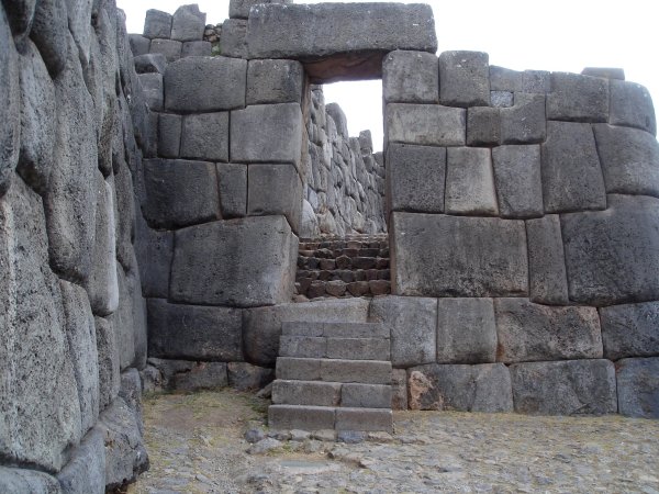 Saqsaywaman a další incké zdi.