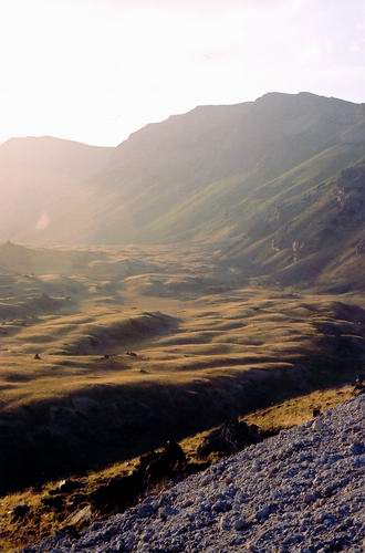 Opouštíme Nemrutský kráter