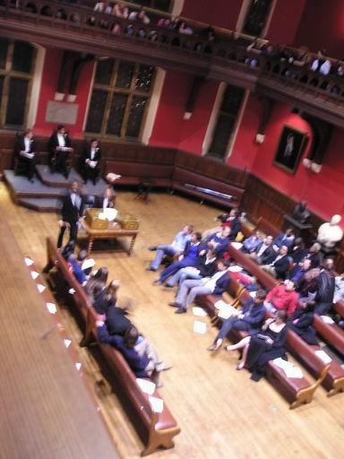 Pro vysvětlení viz 2.článek v Zápiscích/All about the discussion available in the 2nd article in Articles section