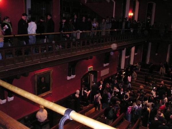 Závěrečné hlasování odchodem/Final voting by choosing the door