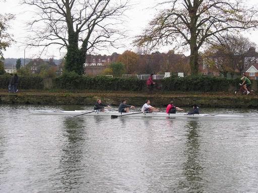 To stejné u čtyřveslice/The same in a rowing four