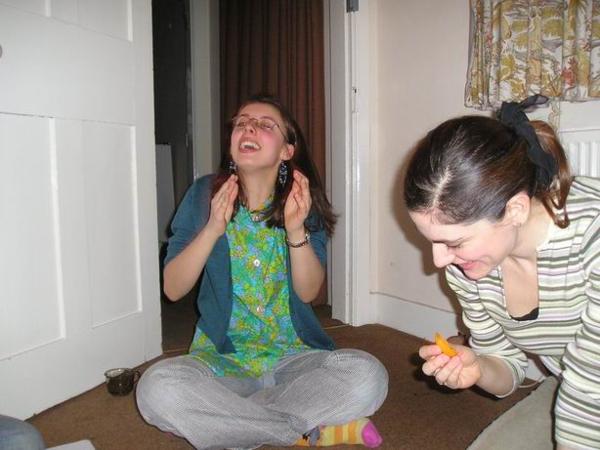 Tendayi to roztáčí./Tendayi getting into a festive mood