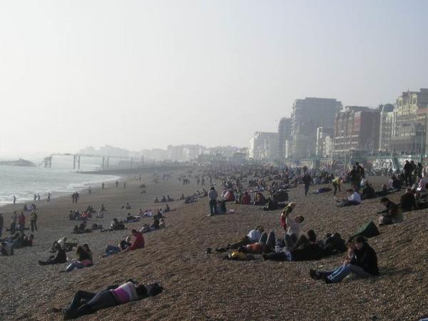 Brightonská oblázková pláž/ Brighton pebble beach