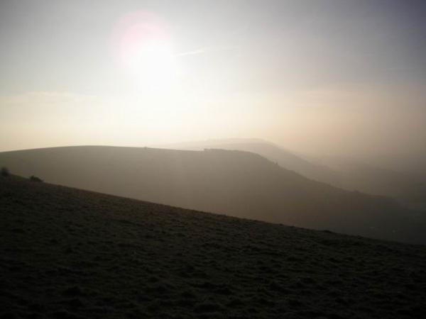 Devil's dike, údolí za Brightonem v pohoří South Down/Devil's dike, a natural trench in the South Down mountain range