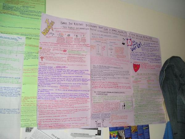 Svérázné Tendayino opakování na zkoušky/Tendayi´s revising for exams