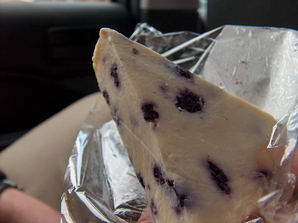 Hartington cheese with blueberries