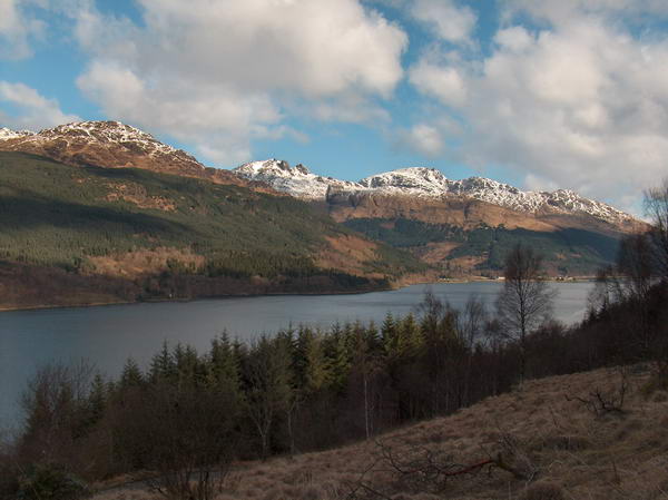 Passing a loch (=lake) - that feels cool, but later it will be just ordinary:-)