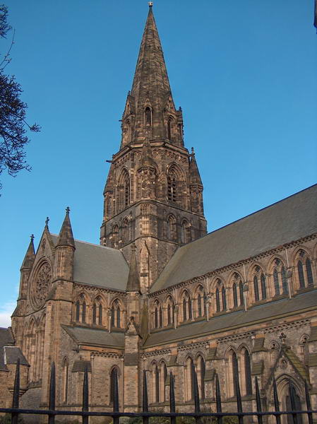 Cathedral near the hostel where our car was parked... Time to go back...