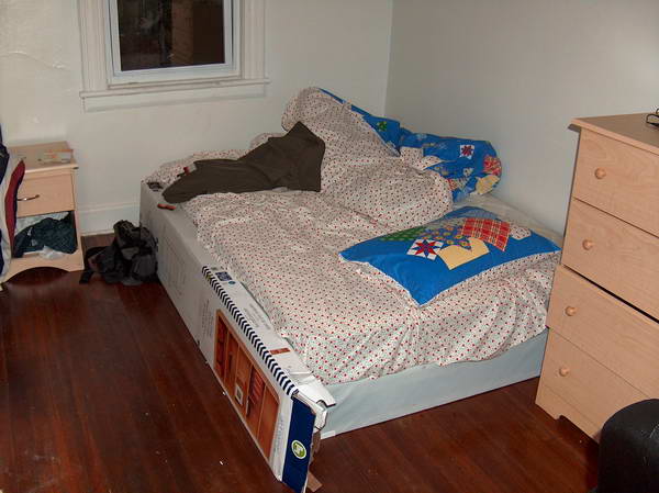 Pokoj Onura (v druhém patře)