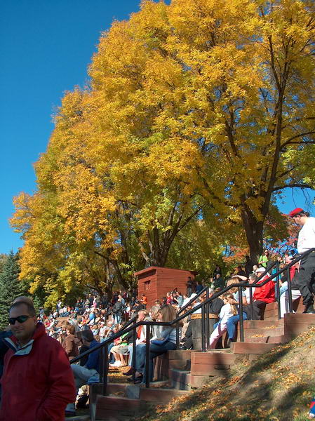 Teď všichni v klidu sedí a koukají...