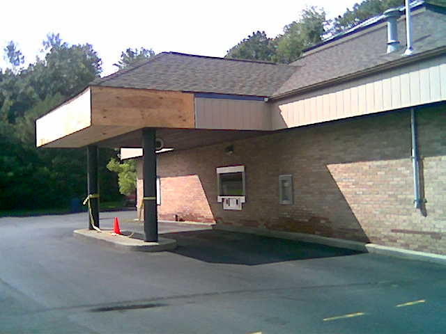 Drive-thru banka:-) Zajedete tam, ani nemusíte vylézt z auta...