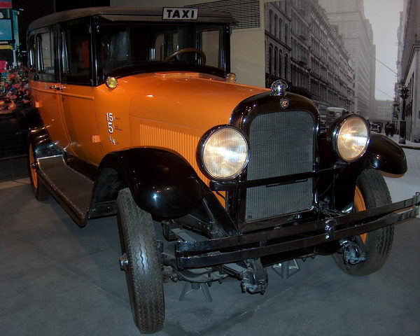 Taxík z doby, kdy míle stála 30 centů