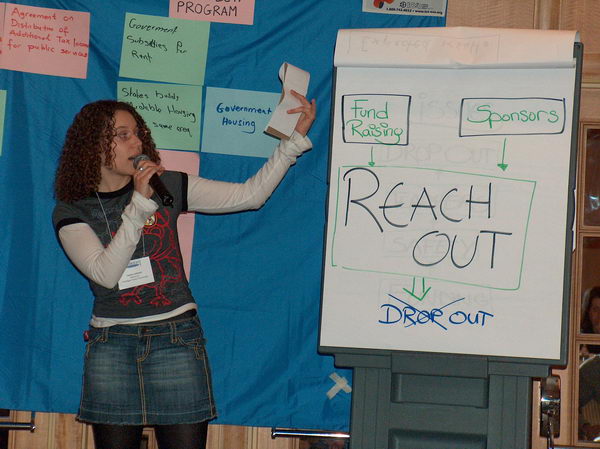 But in the end a project is hammered out: Amina presenting...