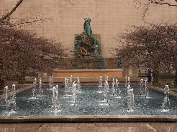 Fountain at Chicago Institute of Art