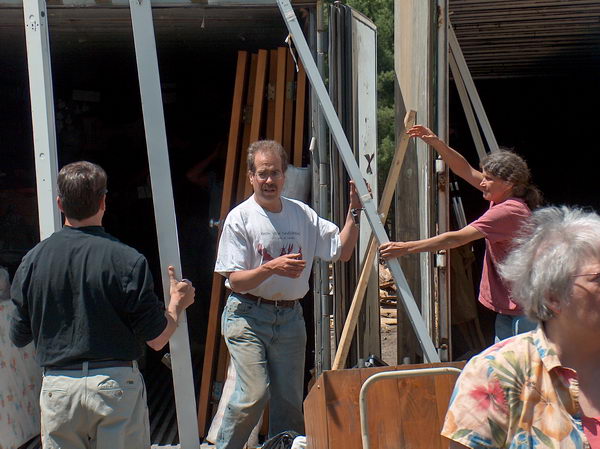 svítidla a jiné podlouhlé předměty