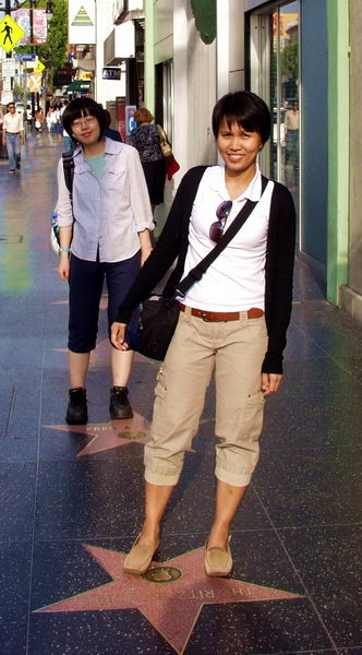 The pavement with stars was a disappointment, we expected some broad pedestrian boulevard, but it's just a street like any other, with stars at the sidewalk. Nothing special, really...