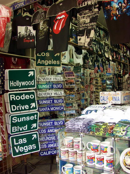 Souvenirs, trinkets, etc...