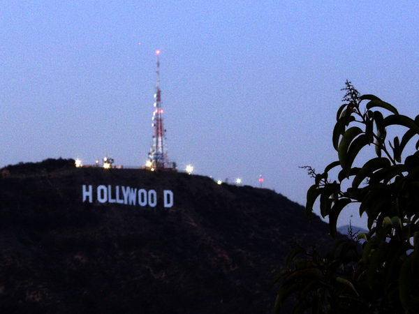 Hollywood sign was not visible very well, at night it got a little bit better, but still nothing special