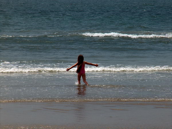 or you can even play in the (really cold) water if you are tough like this girl