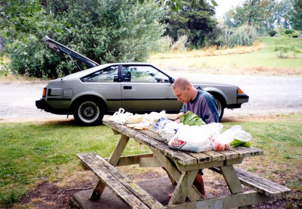 Piknik, Dikouš, Barry