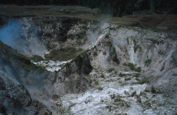 ...opravdu připomínají měsíční krajinu...