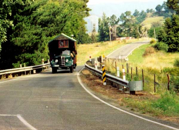 Hippies s pojízdným barákem